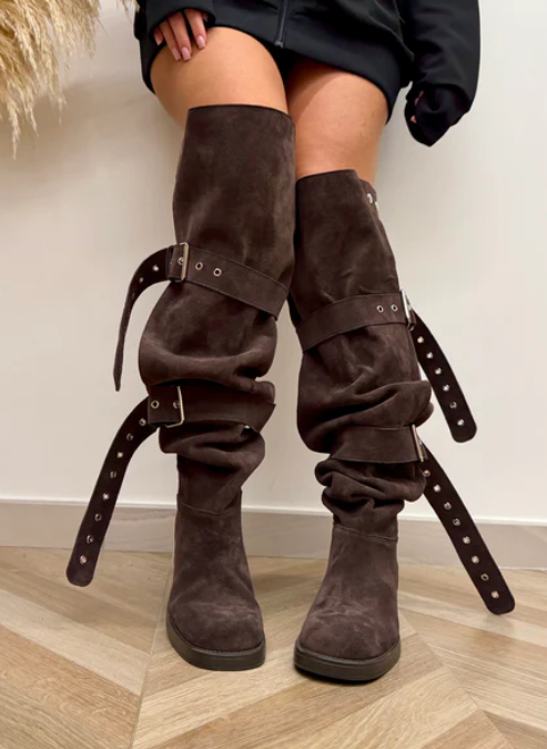 Women’s Chic Boots